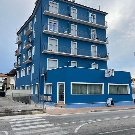 Hotel Belvedere Porto SantʼElpidio Eksteriør bilde