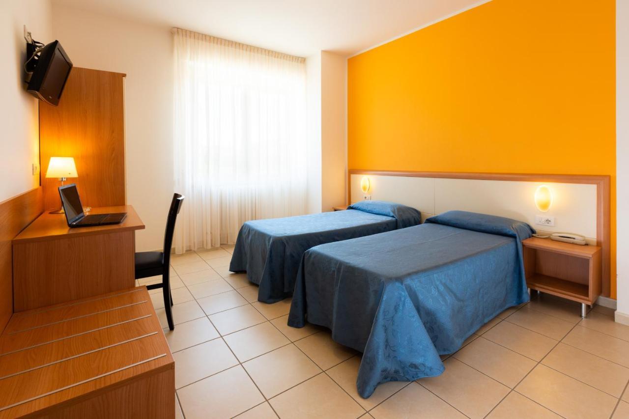 Hotel Belvedere Porto SantʼElpidio Eksteriør bilde