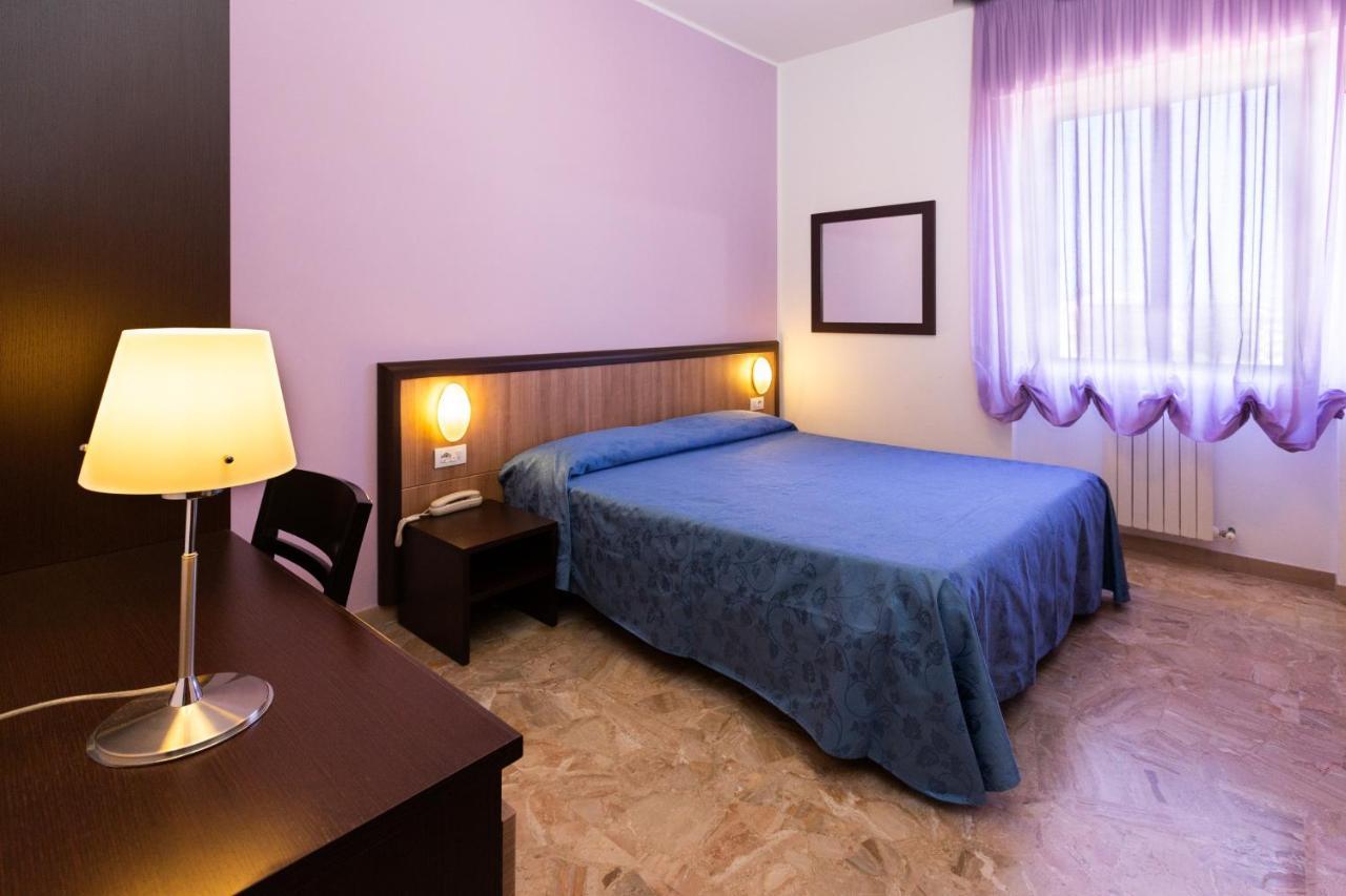 Hotel Belvedere Porto SantʼElpidio Eksteriør bilde
